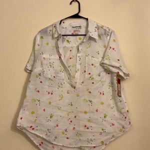 NWT Merona white fruit top
